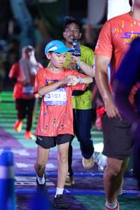 BIB: 3101
                            <button type="button" onclick="openModal(26227460)" class="btn btn-primary btn-sm float-right btn-popup" data-toggle="modal" data-target=".modal-high-quality">
                        <i class="fas fa-shopping-cart"></i> Add to Cart
                    </button>
                                            <button type="button" onclick="isThisMe(26227460, true)" class="btn btn-success btn-sm float-right btn-popup btn-isme hidden" data-toggle="tooltip" data-placement="bottom" title="นี่คือรูปของคุณใช่ไหม คลิกที่นี่เพื่อเอาเข้าอัลบั้ม">
                        <i class="fas fa-plus"></i> Add to album
                    </button>
                    <button type="button" onclick="isThisMe(26227460, false)" class="btn btn-warning btn-sm float-right btn-popup btn-isnotme hidden">
                        <i class="fas fa-ban"></i> Remove from album
                    </button>